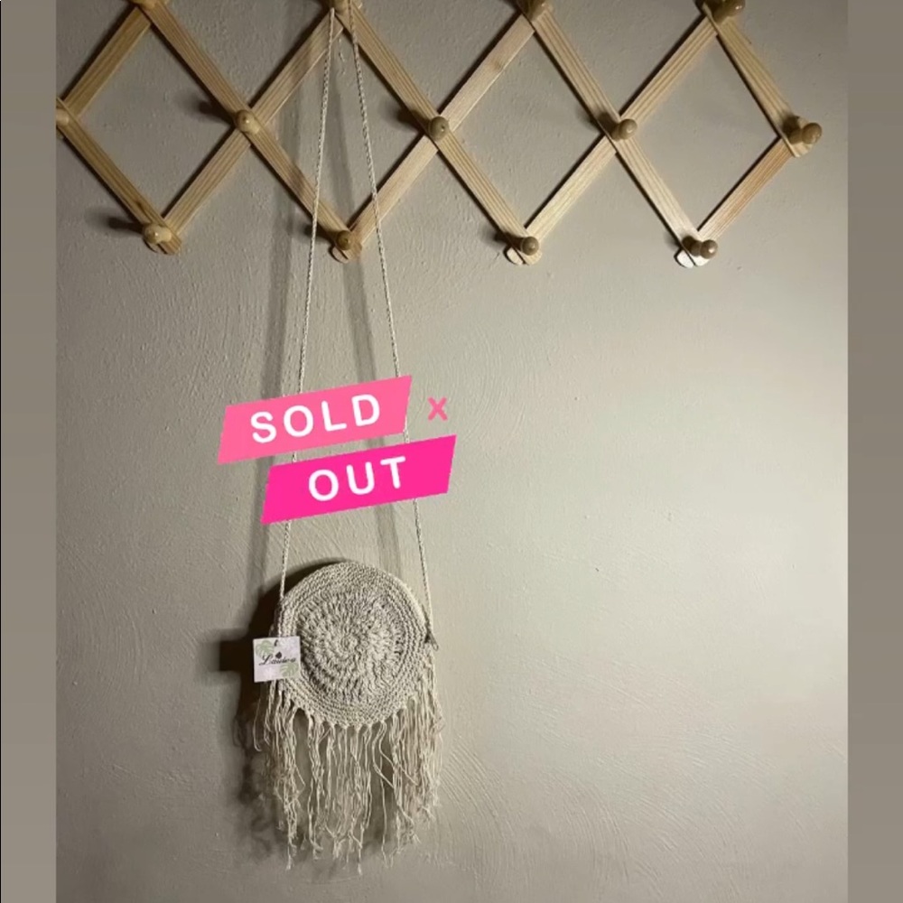 Woven crossbody with tassels